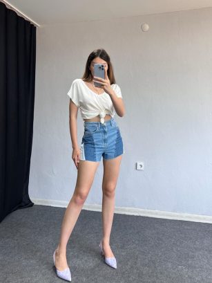 Orj Marka Parça Detaylı Denim Şort