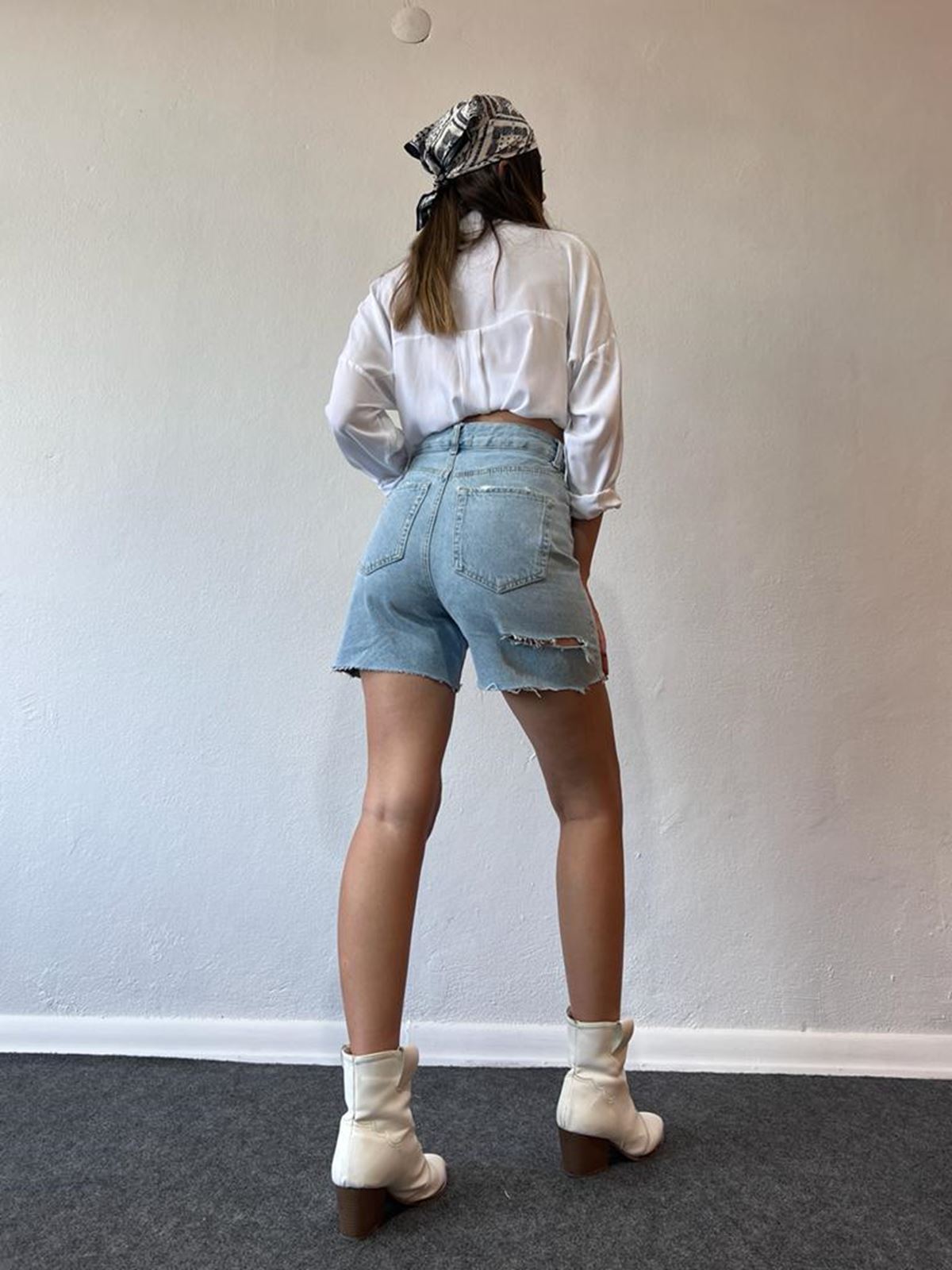 Orj Marka Şehir Boy Denim Şort - Görsel 4