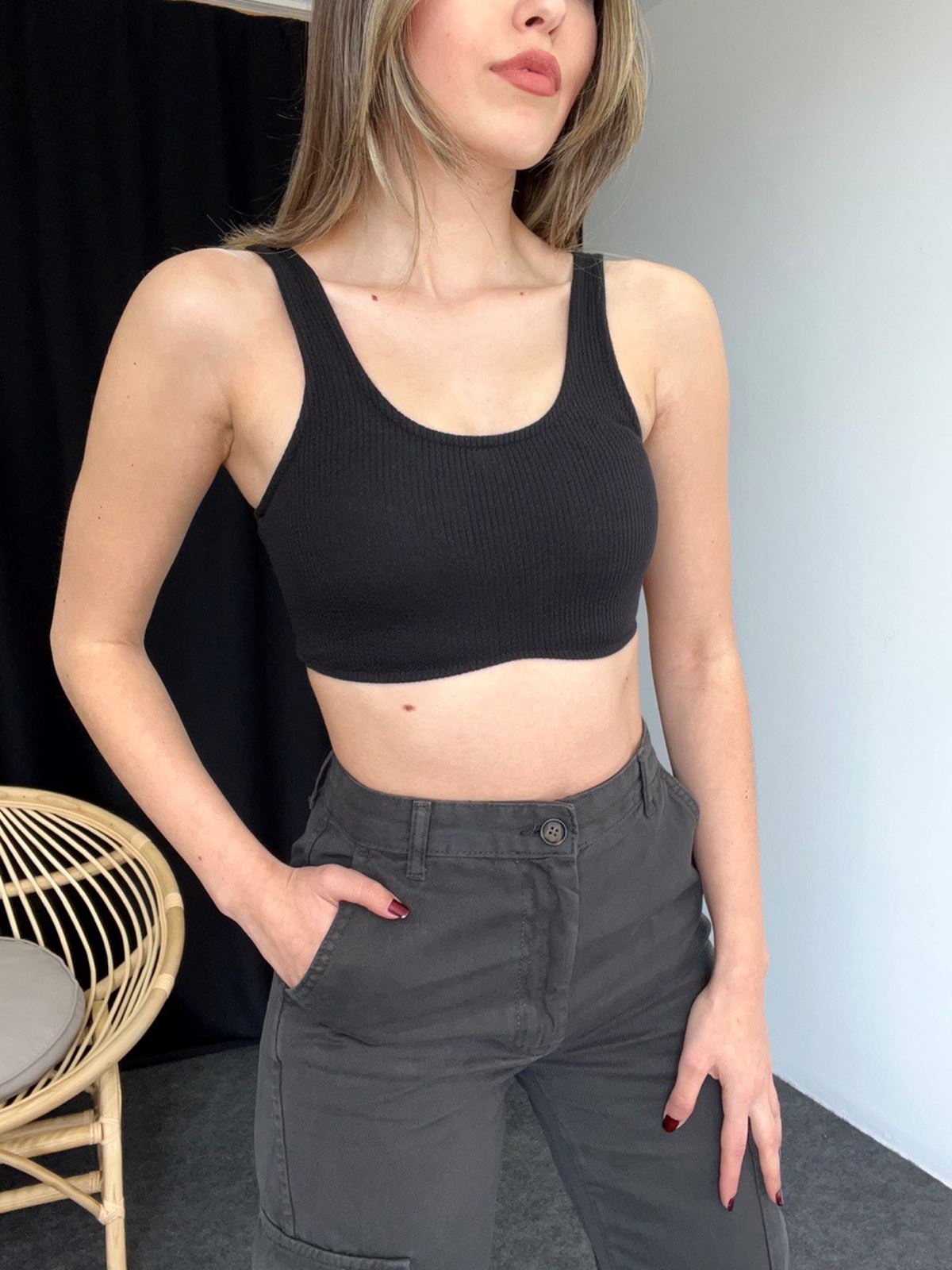 Orj Marka Siyah Crop