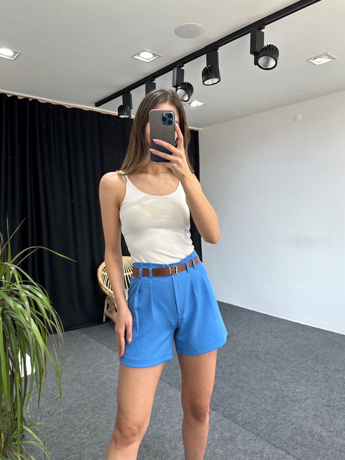 Mavi Pileli Şort - Görsel 2