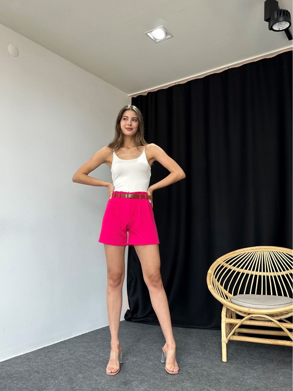 Fuşya Pileli Şort - Görsel 3