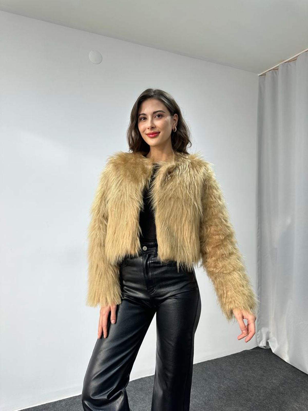 Kısa Kürk - Görsel 2