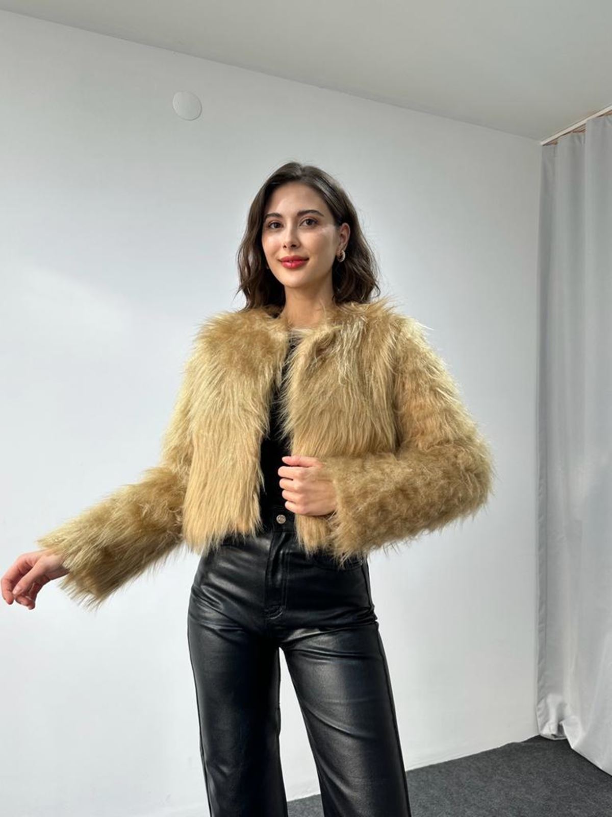 Kısa Kürk - Görsel 3