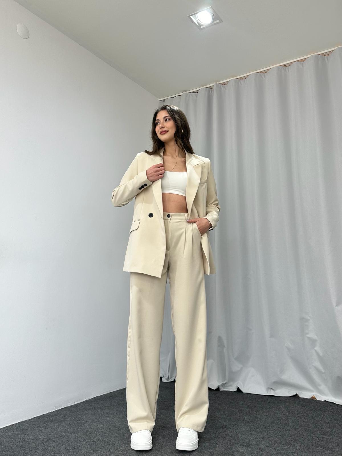 Kadın Krem Oversize Ceket Pantolon Takım - Görsel 9