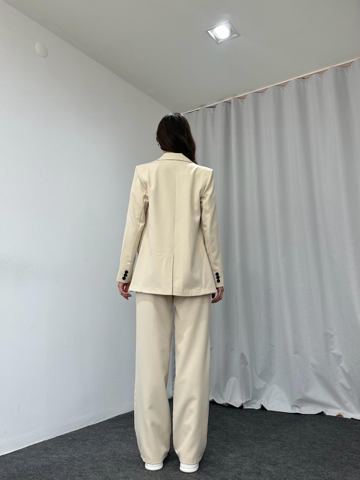 Kadın Krem Oversize Ceket Pantolon Takım - Görsel 12