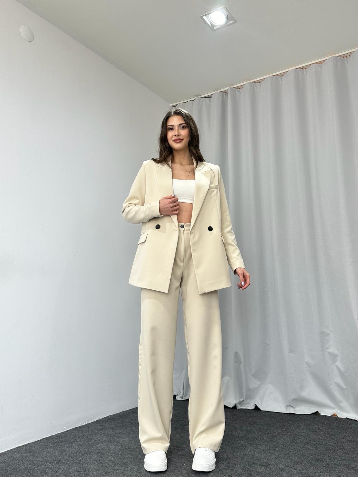 Kadın Krem Oversize Ceket Pantolon Takım - Görsel 8