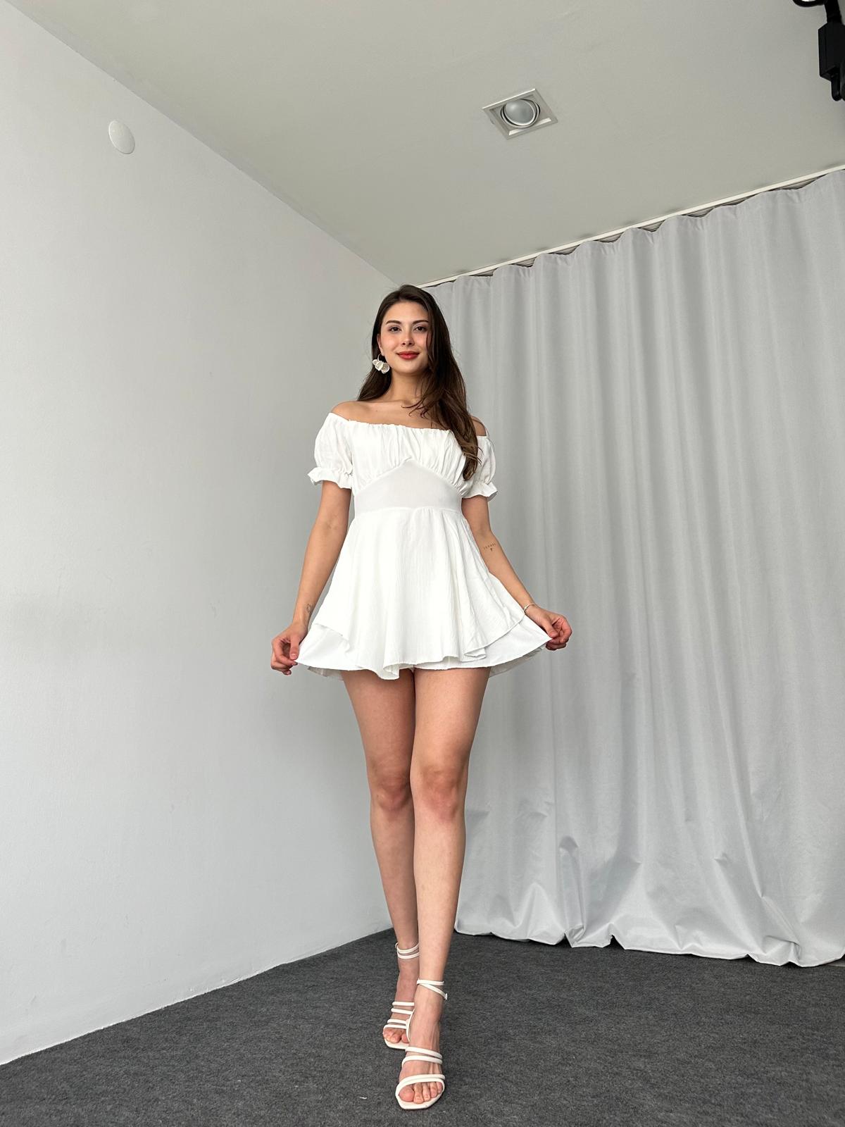 Beyaz Şortlu Elbise - Görsel 8