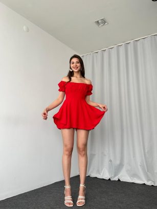 Kırmızı Şortlu Elbise