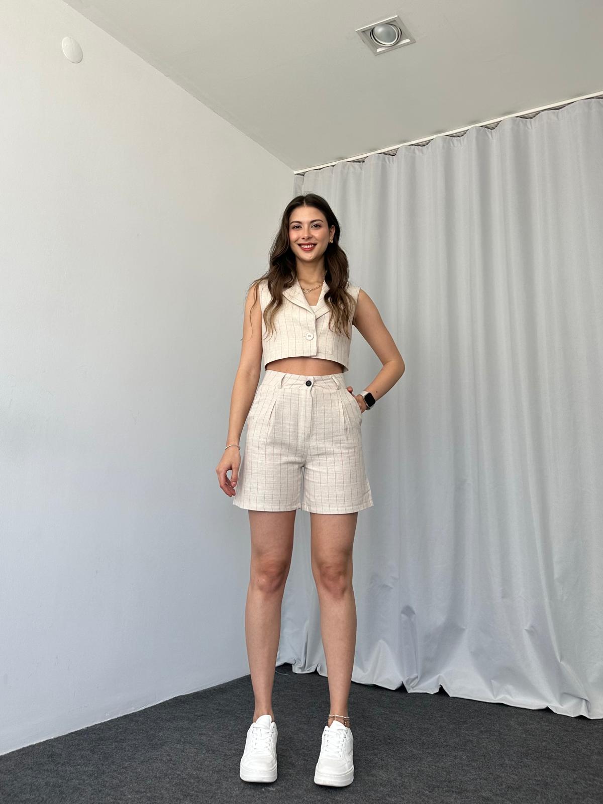 Keten Kırmızı Çizgili Şort Takım - Görsel 5