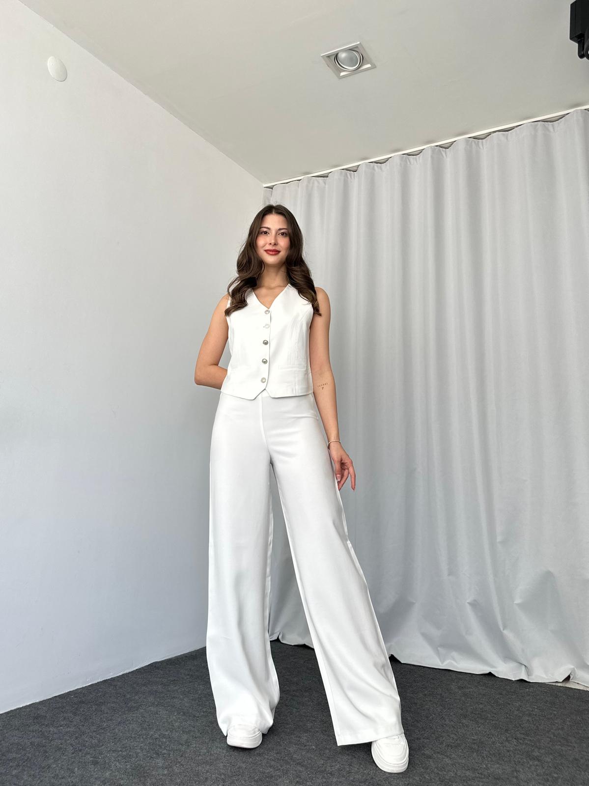 Silver Düğmeli Yelek-Pantalon Takım (Beyaz) - Görsel 4