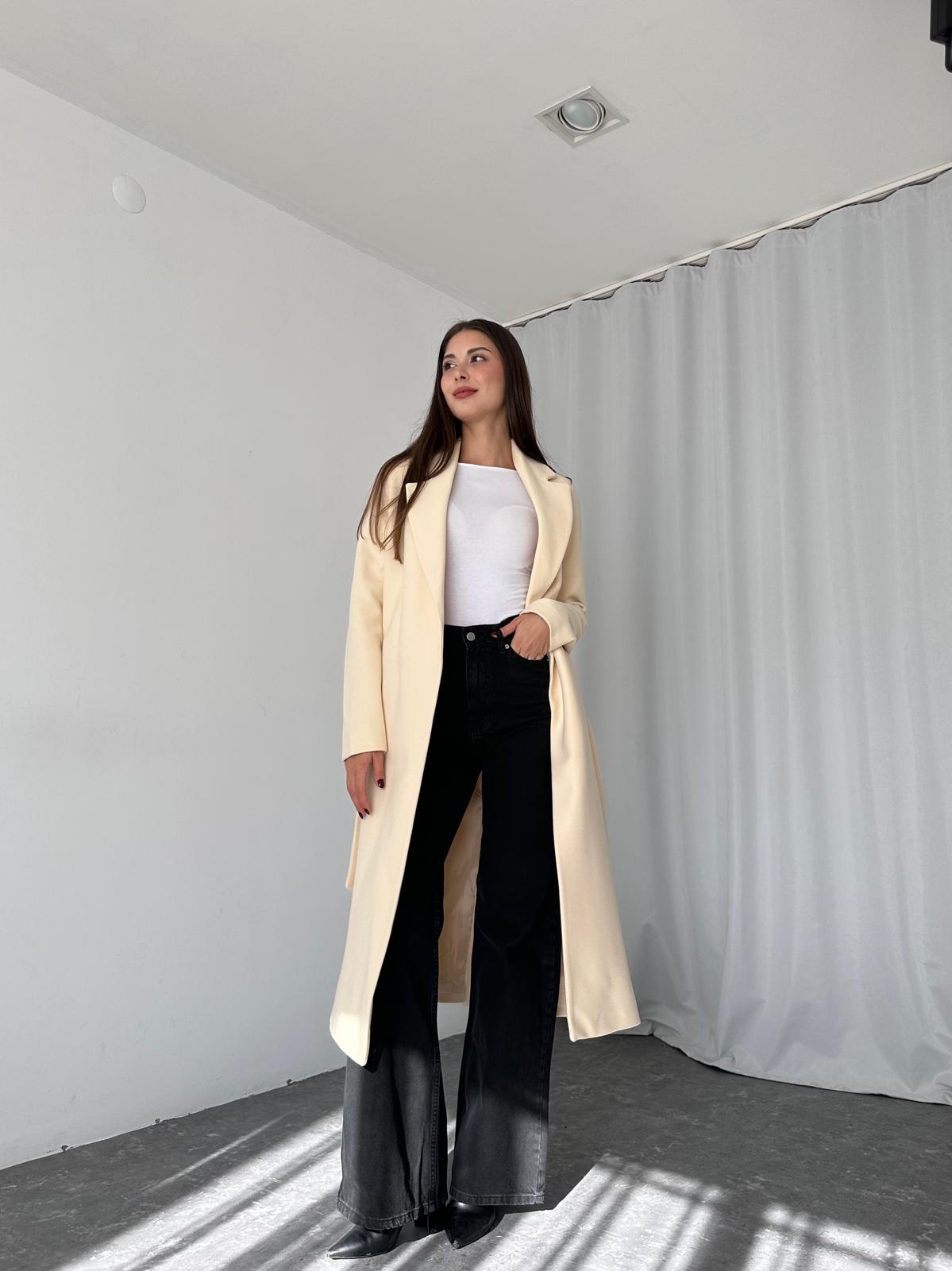 Kadın Krem Kuşaklı Kaşe Kaban - Görsel 3