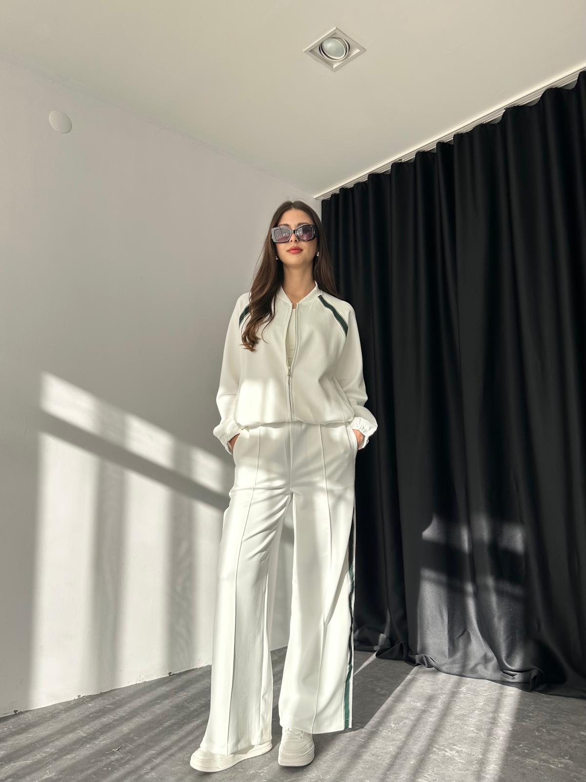 Kadın Yeşil Şeritli Eşofman Takımı - Görsel 4