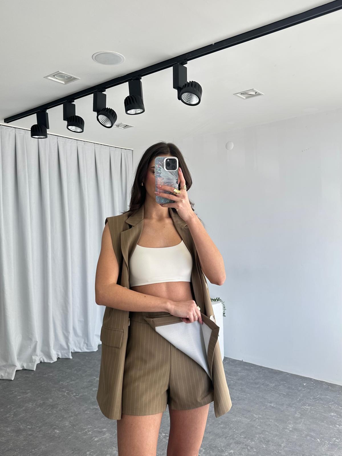 Kadın Amelia Vizon Şort Etek - Görsel 2