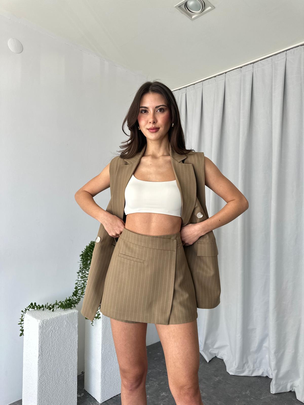 Kadın Amelia Vizon Şort Etek - Görsel 4