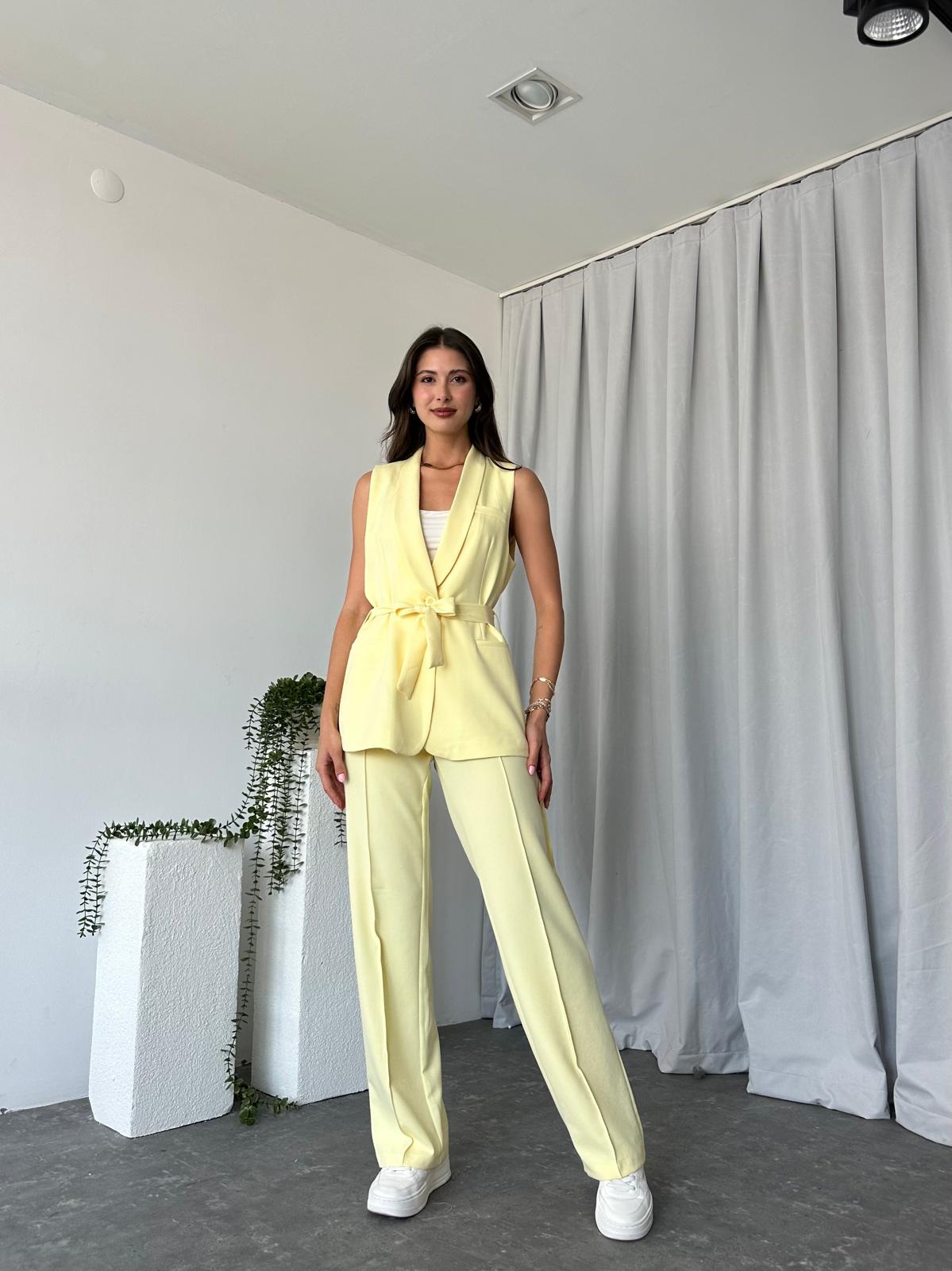 Kadın Leila Sarı Yelek Pantolon Takım - Görsel 2