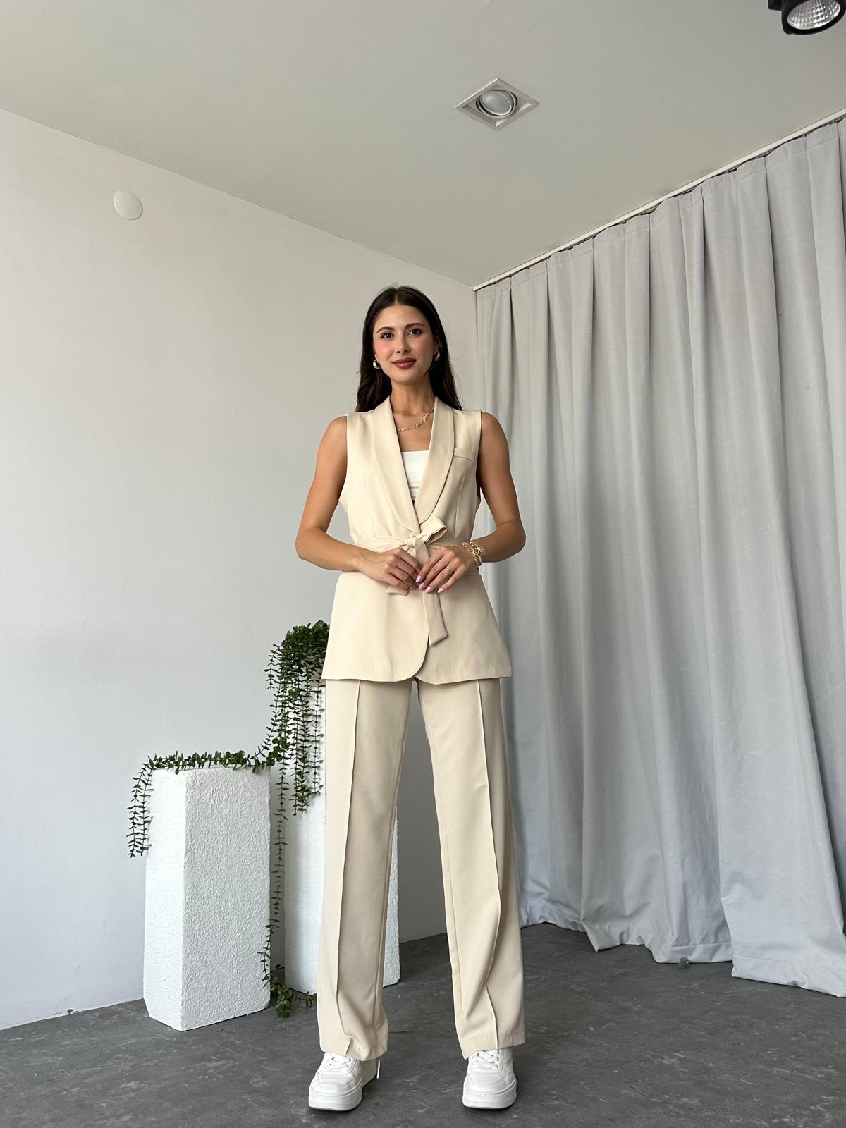 Kadın Leila Krem Yelek Pantolon Takım - Görsel 3