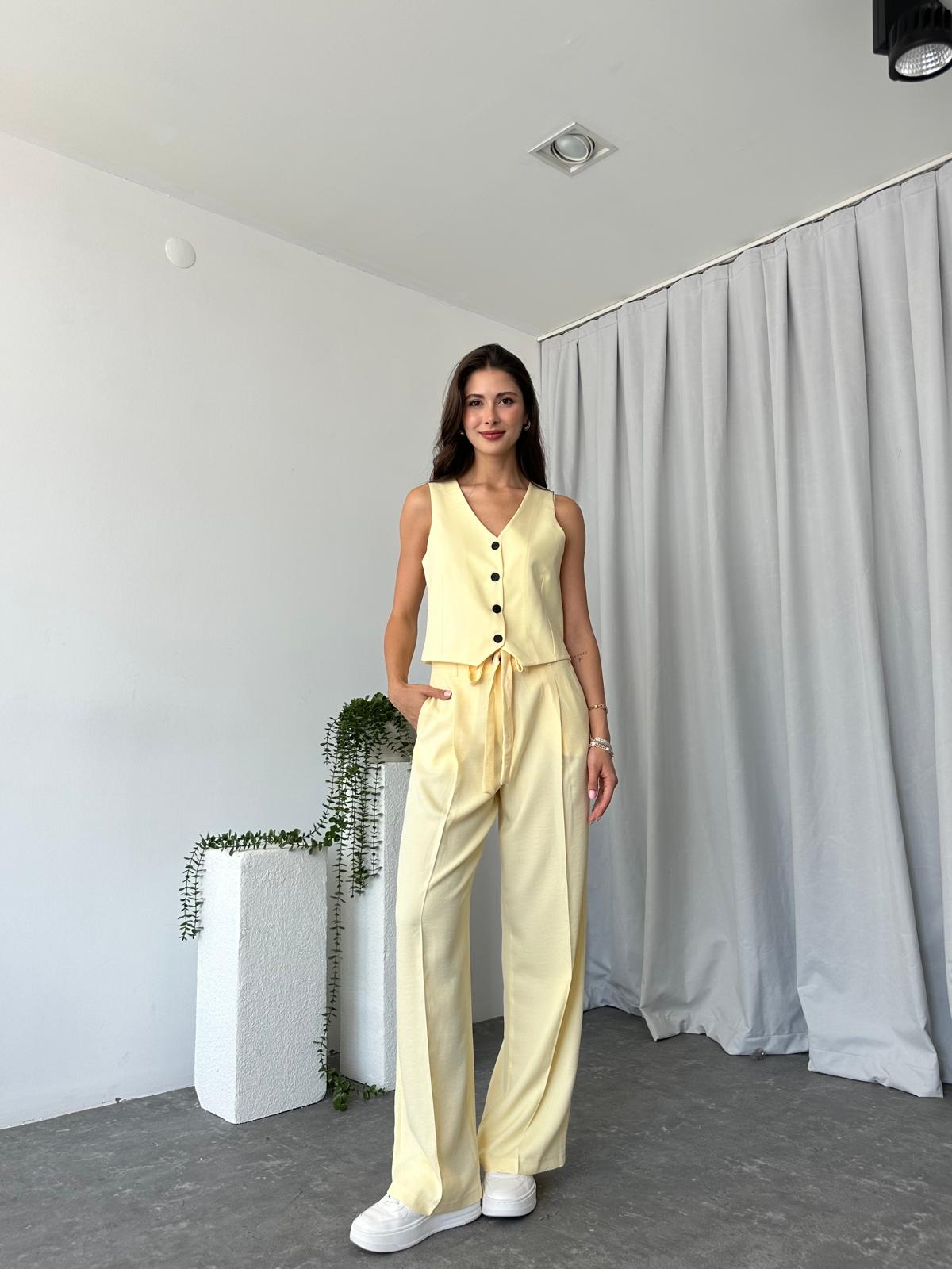 Kadın Berry Sarı Yelekli Takım - Görsel 3