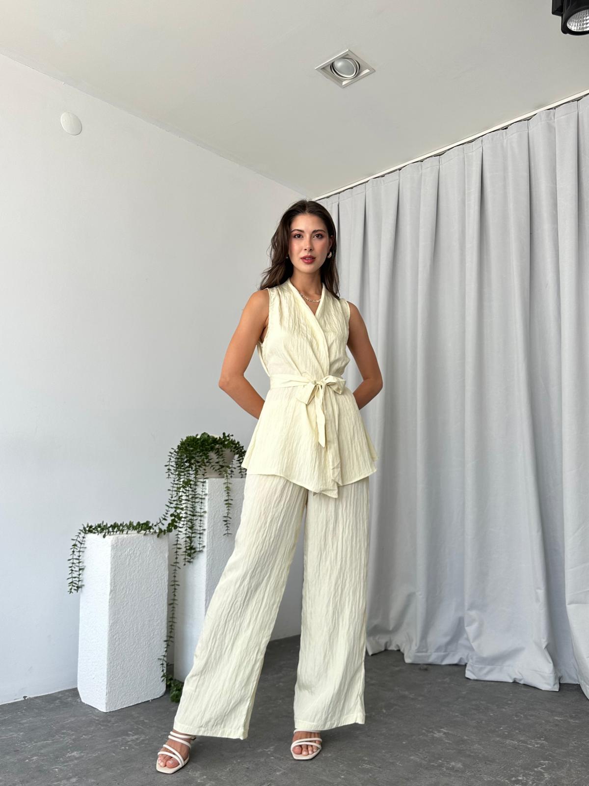 Kadın Saten Bert Sarı Takım - Görsel 3