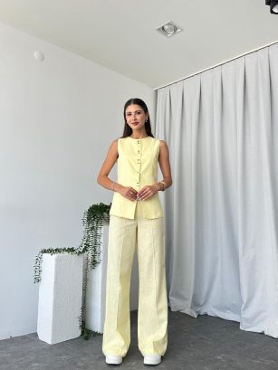 Kadın Elena Sarı Takım