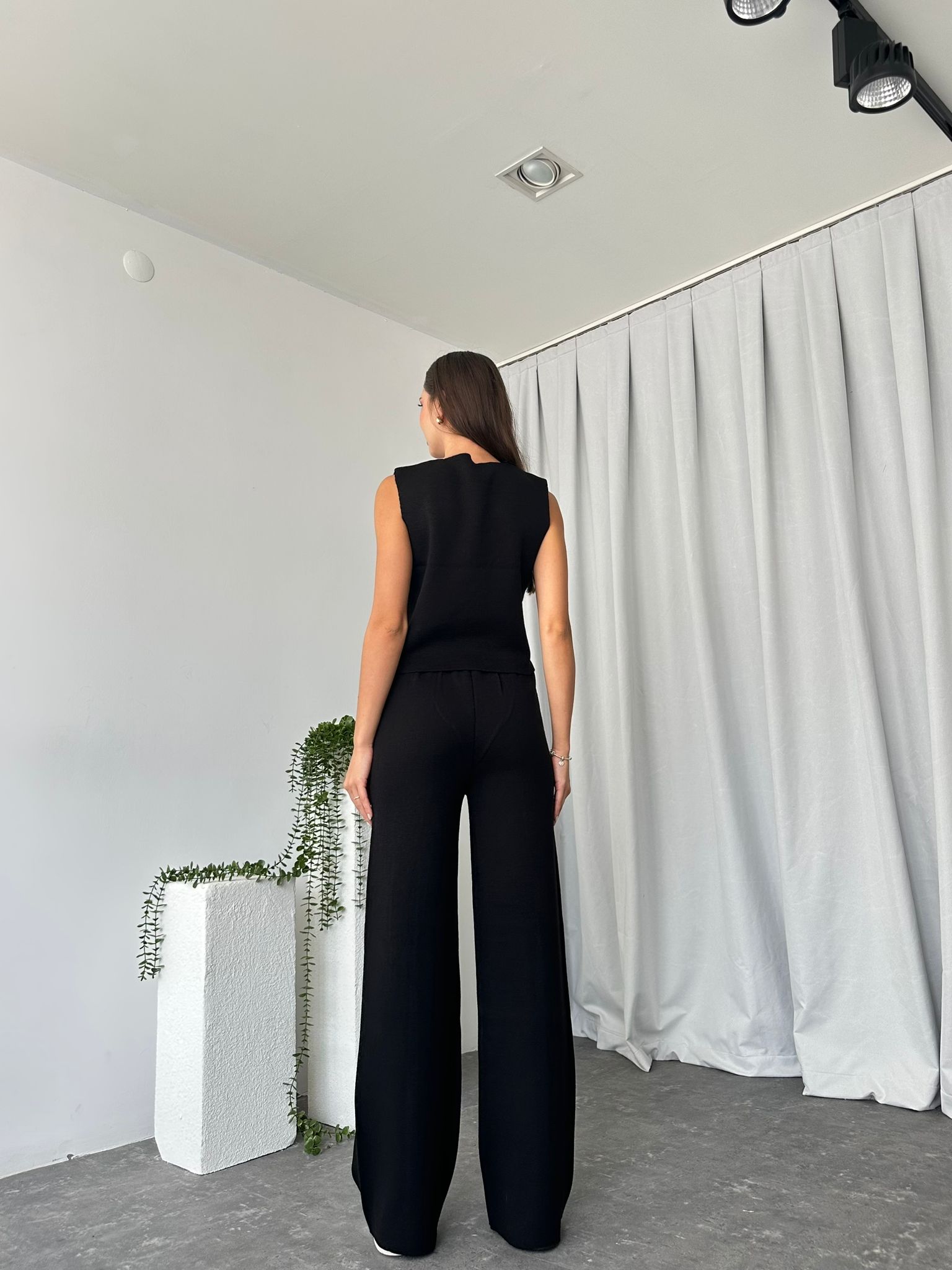 Kadın Siyah Triko Yelek-Pantolon Takım - Görsel 4