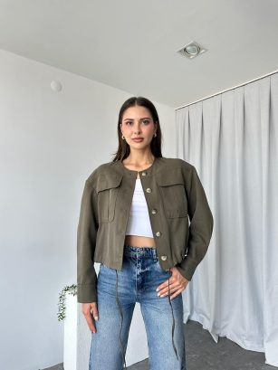 Kadın Cepli Kısa Ceket