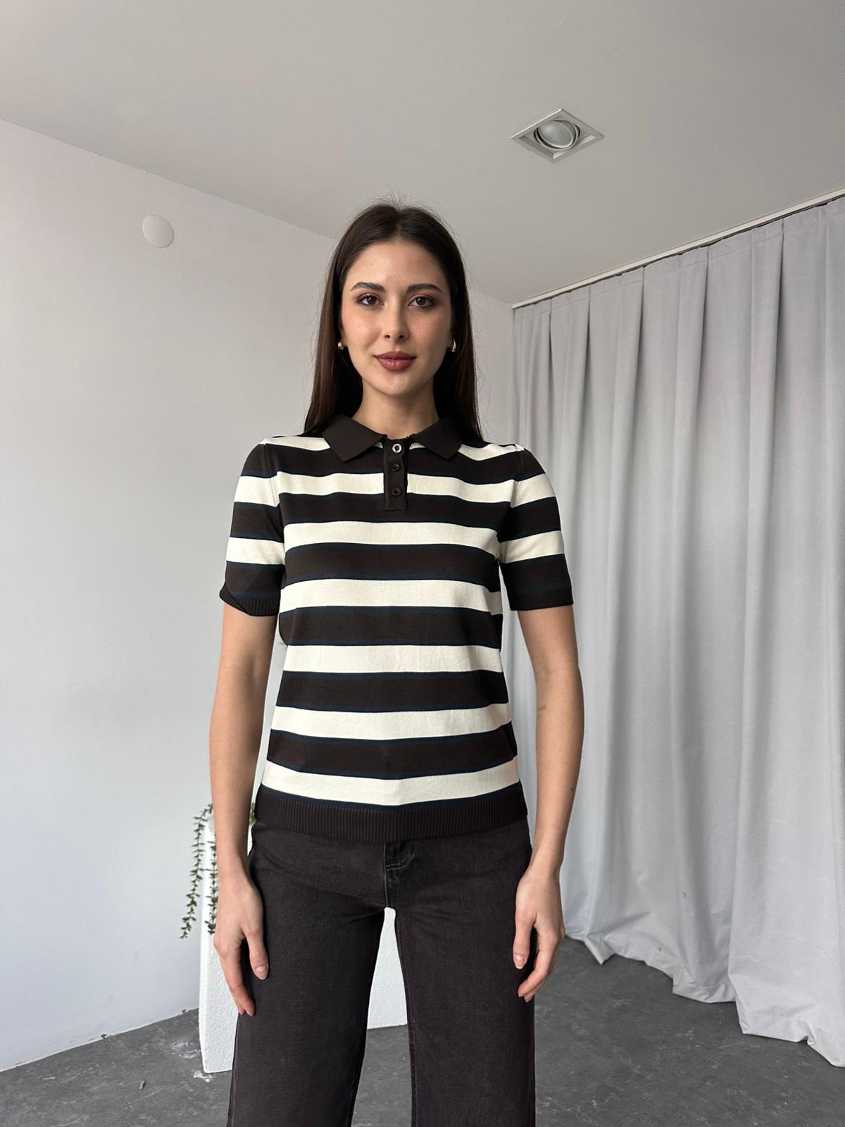 Kahverengi Çizgili Triko Bluz - Görsel 3