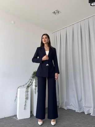 Kadın Düğme Detaylı Lacivert Ceket-Pantolon Takım