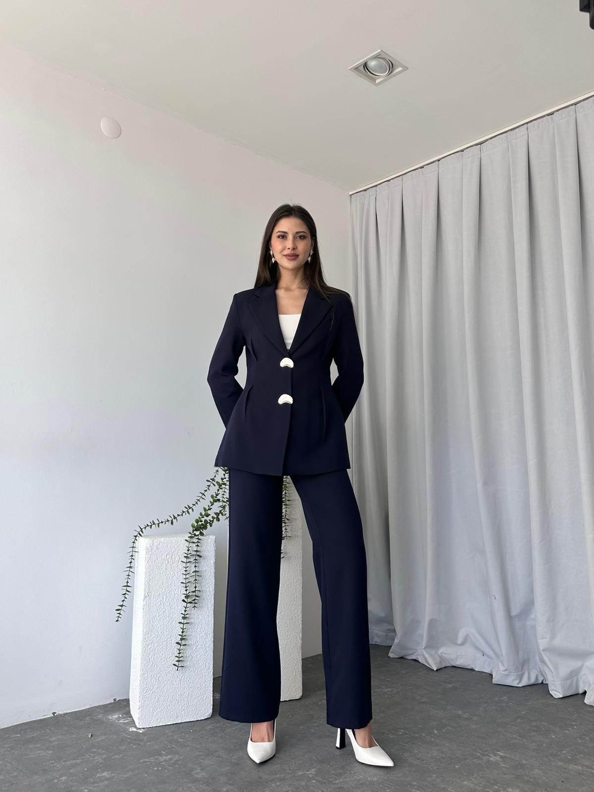 Kadın Düğme Detaylı Lacivert Ceket-Pantolon Takım - Görsel 8