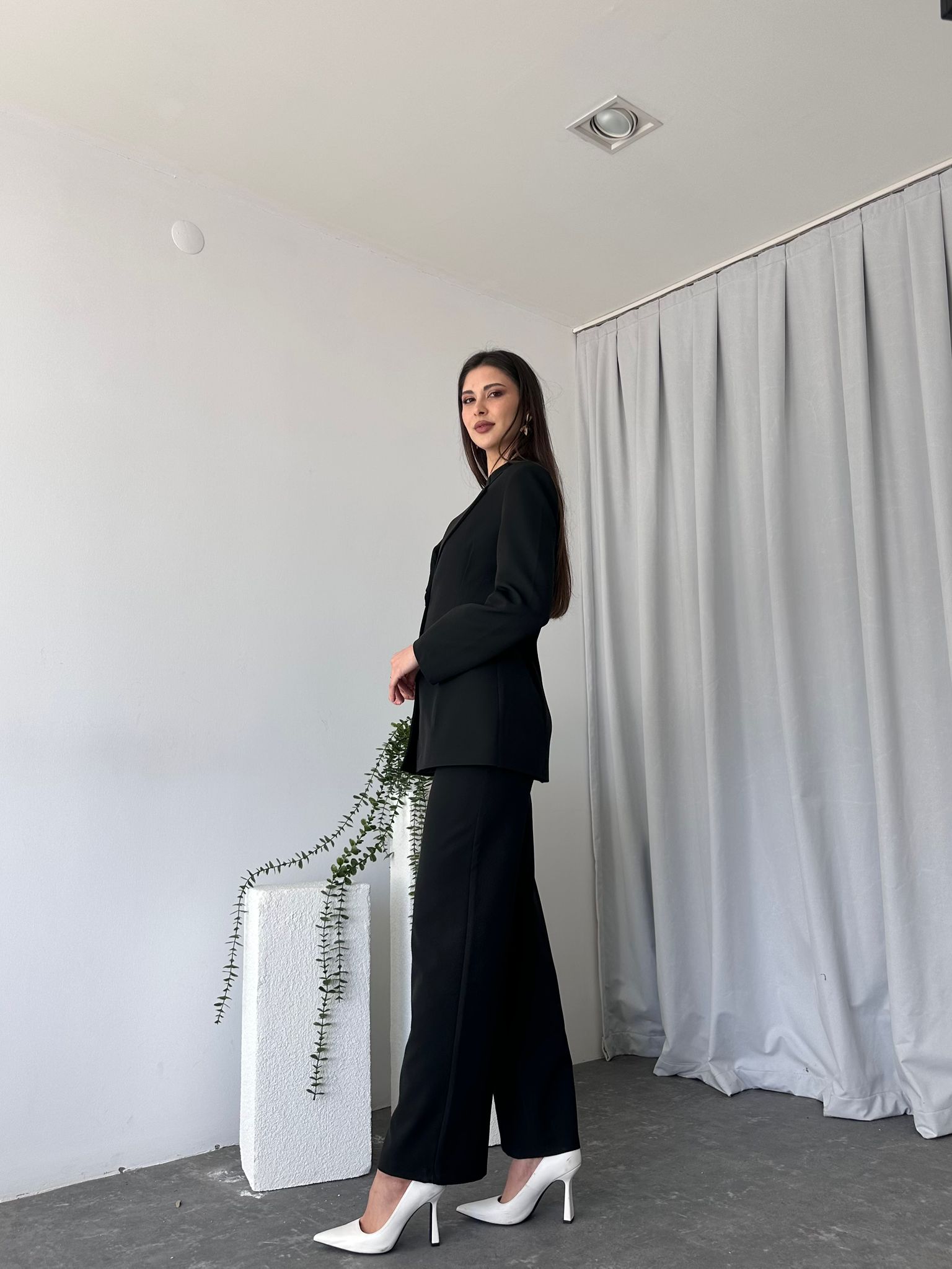 Kadın Düğme Detaylı Siyah Ceket-Pantolon Takım - Görsel 9