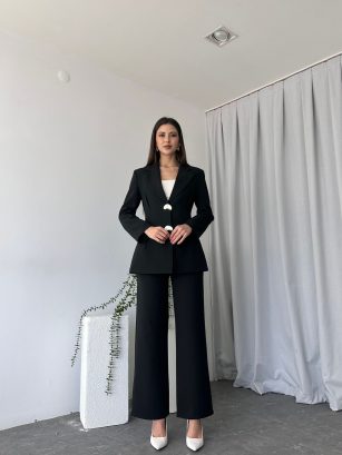 Kadın Düğme Detaylı Siyah Ceket-Pantolon Takım