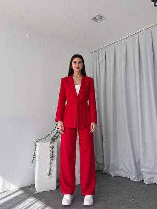 Kadın Kırmızı Kemerli Ceket-Pantolon Takım