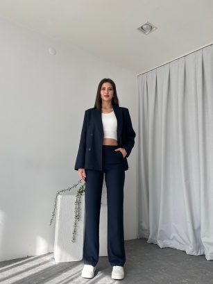 Kadın Lacivert Çizgili Fit Ceket-Pantalon Takım