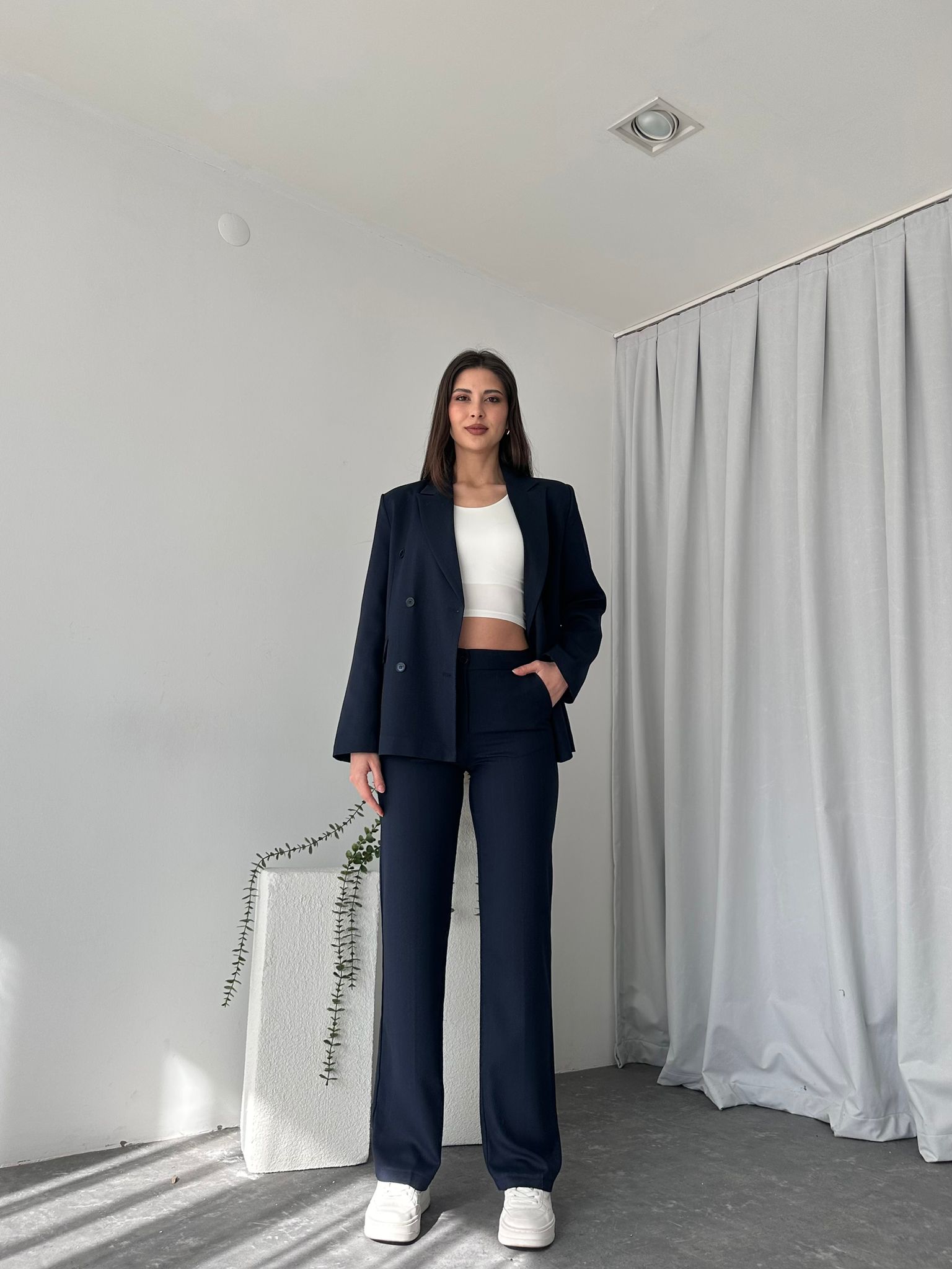 Kadın Lacivert Çizgili Fit Ceket-Pantalon Takım - Görsel 6