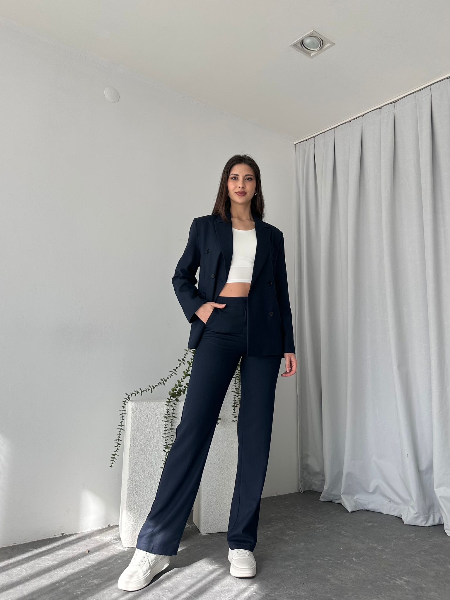 Kadın Lacivert Çizgili Fit Ceket-Pantalon Takım - Görsel 7