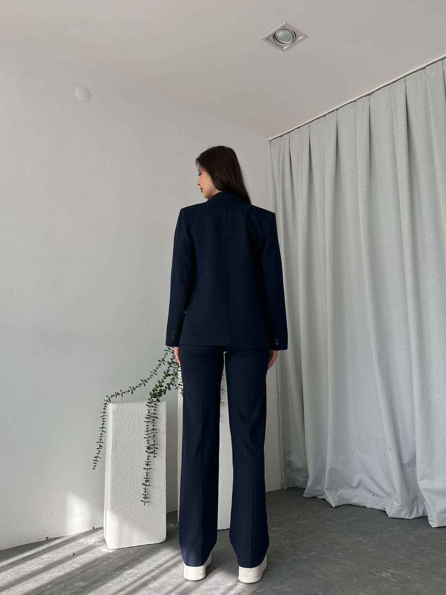 Kadın Lacivert Çizgili Fit Ceket-Pantalon Takım - Görsel 10