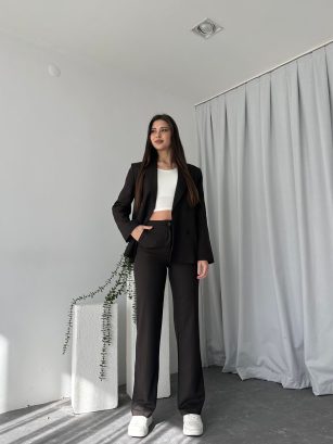 Kadın Kahverengi Çizgili Fit Ceket-Pantalon Takım