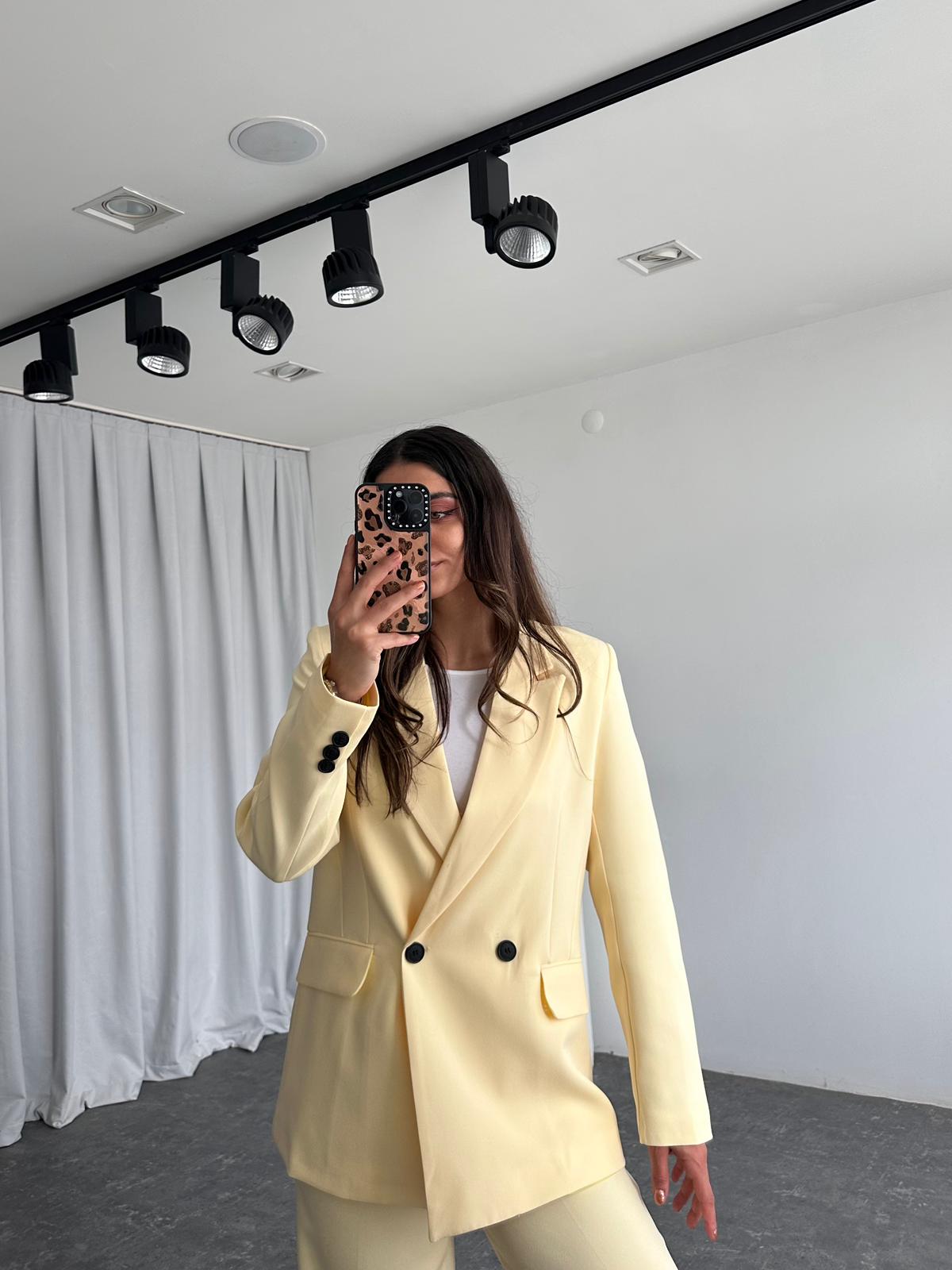 Kadın Sarı Oversize Ceket Pantolon Takım - Görsel 12