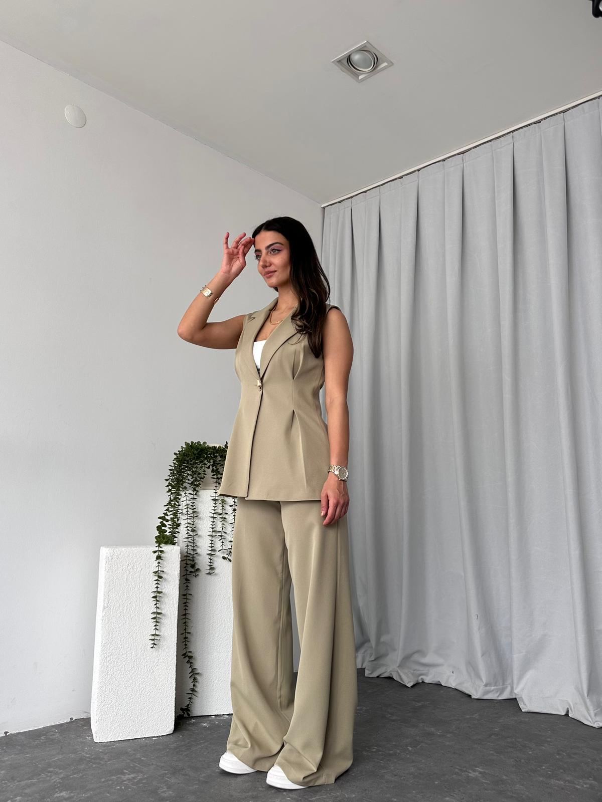 Kadın Gold Düğmeli Haki Yelek-Pantolon Takım - Görsel 3