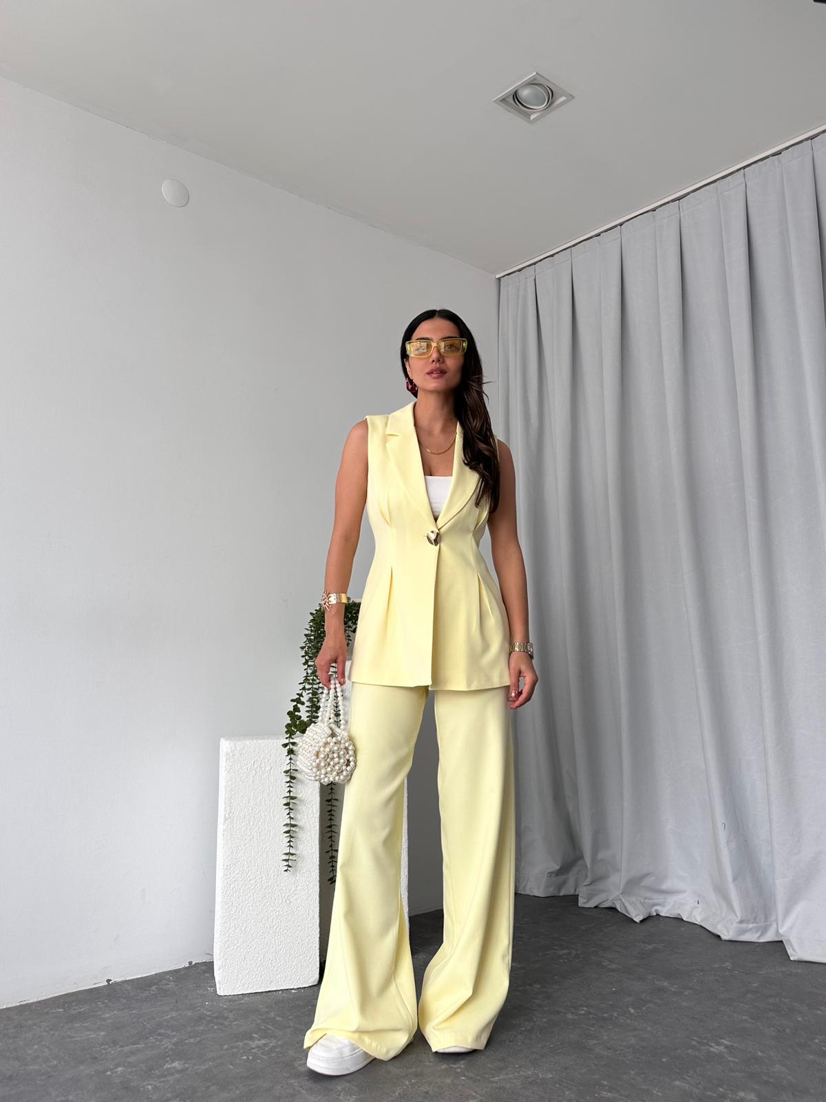 Kadın Gold Düğmeli Sarı Yelek-Pantolon Takım - Görsel 4